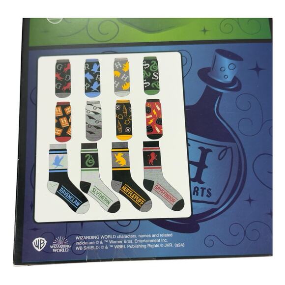 Hogwarts 12 Days of Socks Magical Wizarding Socks, 4 Pairs Crew, 8 Pair Low Cut - Picture 9 of 16